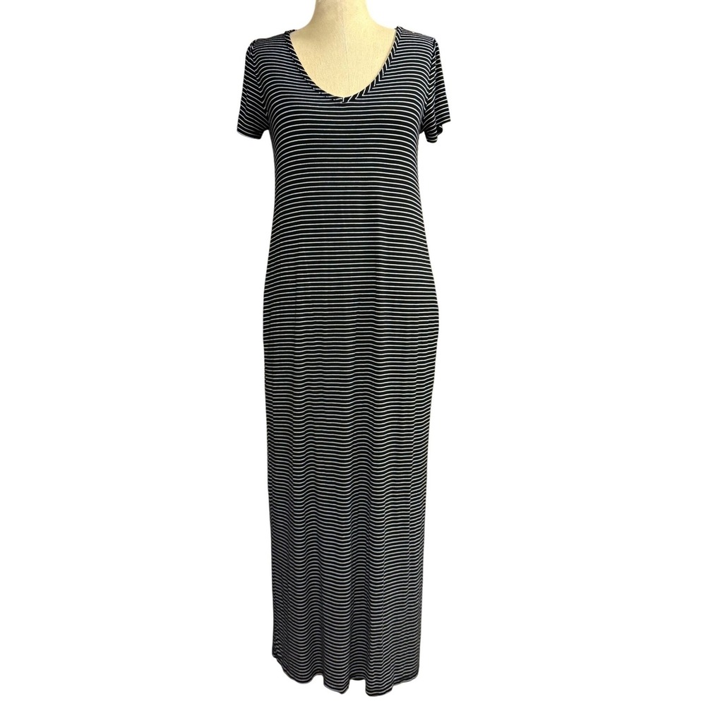 Olivia Rae M Black Striped Maxi Dress V-Neck Short Sleeve Basics Lounge Vacation
